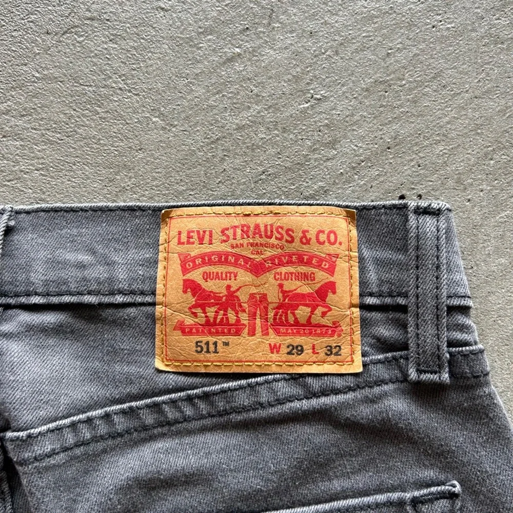 Levis 511 Jeans Size 29x32 Gray Wash Denim Slim Fit Straight Waterless Stretch